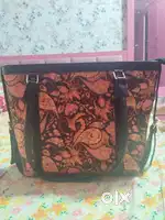 Hand bag tote bag pearluxis lockout bag