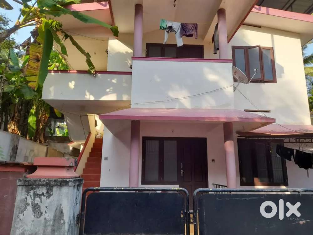 9000/- per month  വീട് വാടകക്ക്. വടകരയിൽ