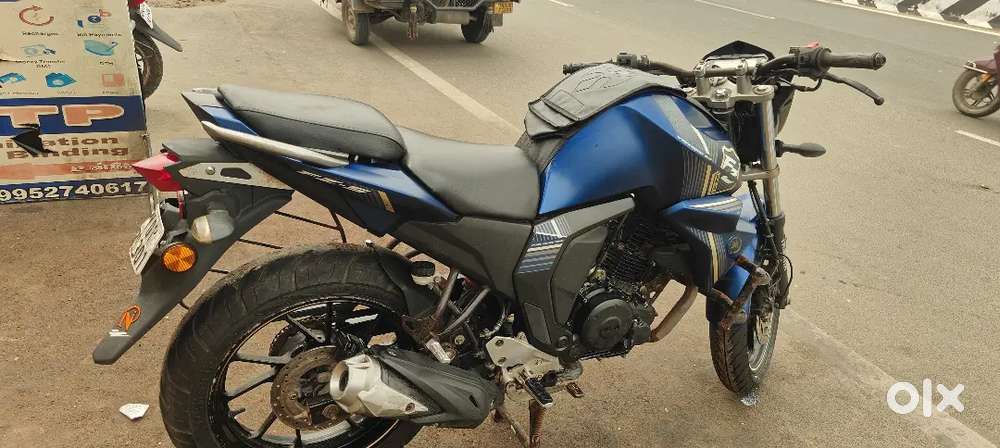 Yamaha FZS