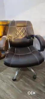 Office wheel chair