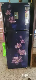 Samsung 330L fridge