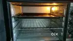 Morphy Richards 52 L OTG with accessories