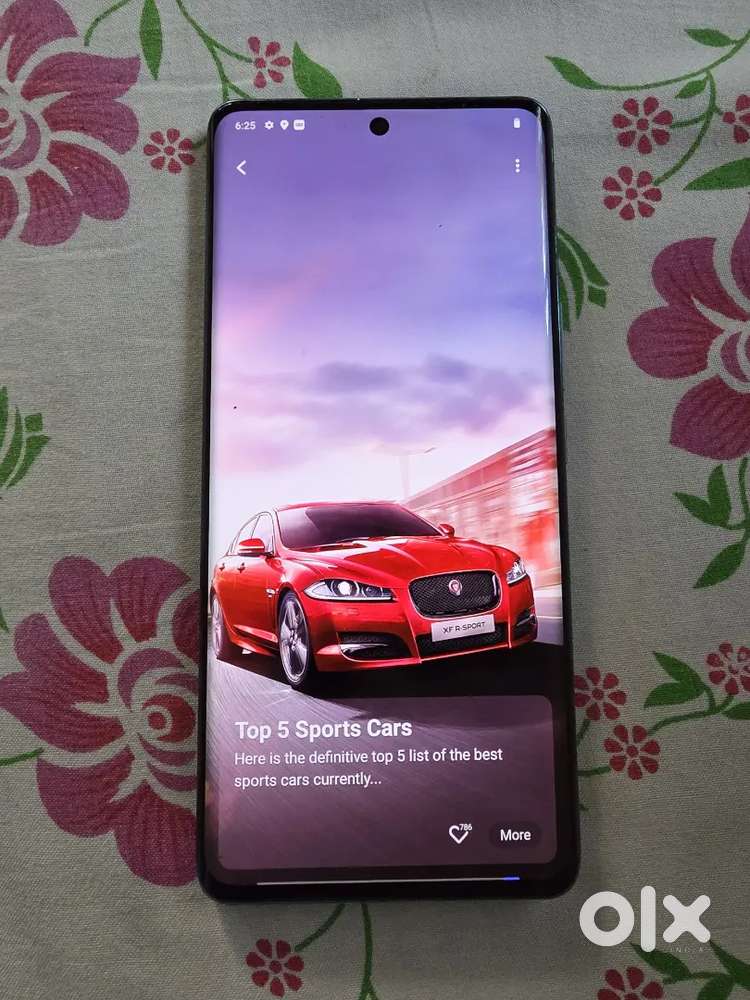 Vivo V25Pro 8GB Ram 128GB hard disk