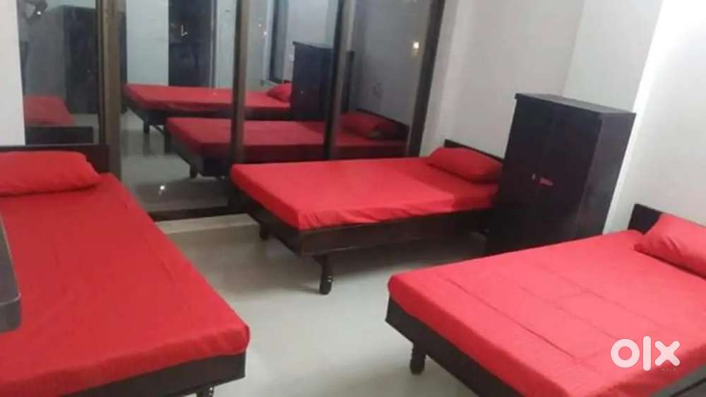 Pg Home  available near sayajigunj (boys')