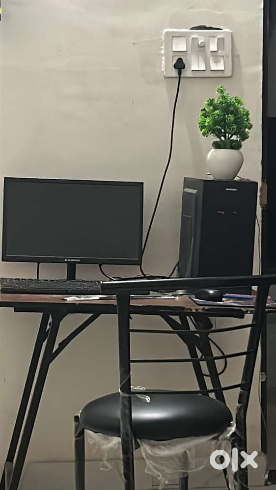 New computers with keyboard mouse
