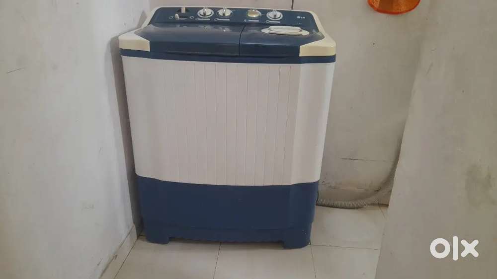 LG 6.5 kg semi automatic washing machine