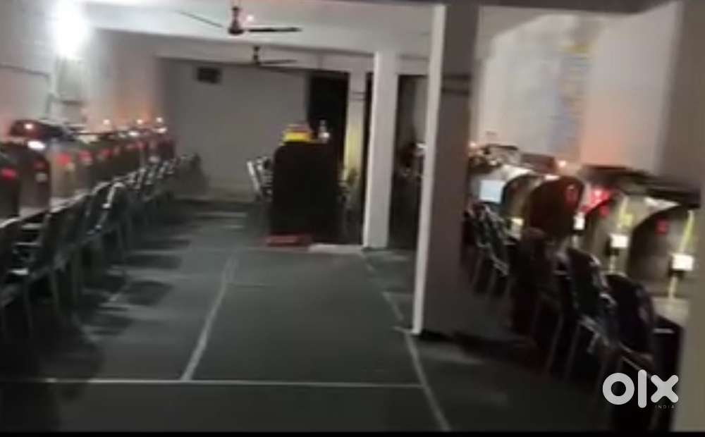 Liberery hai 40 seat ki