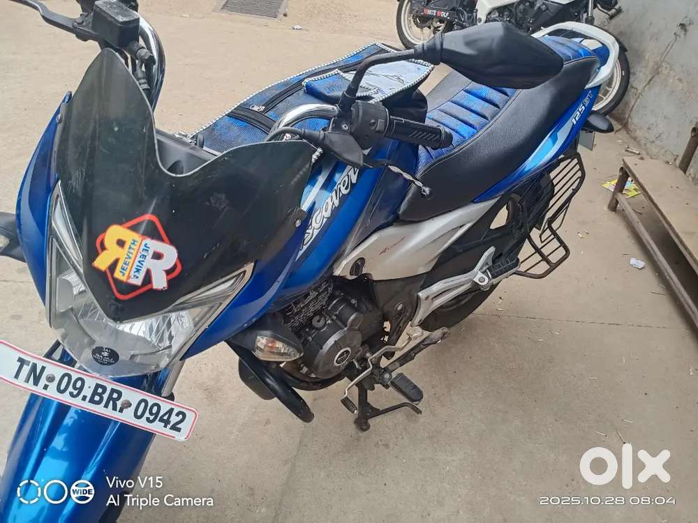 Bajaj Discover 125