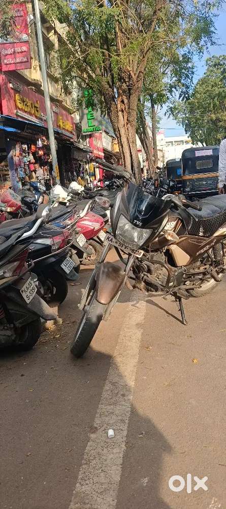 Very gomilegod condition singal owner