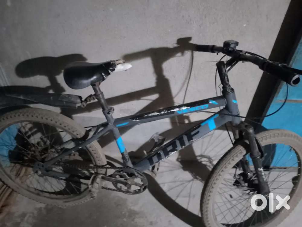 Best Cycle in good condition sell due to my hight with dual disk brake