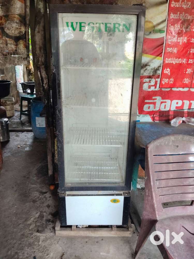 GLASS DOOR FRIDGE