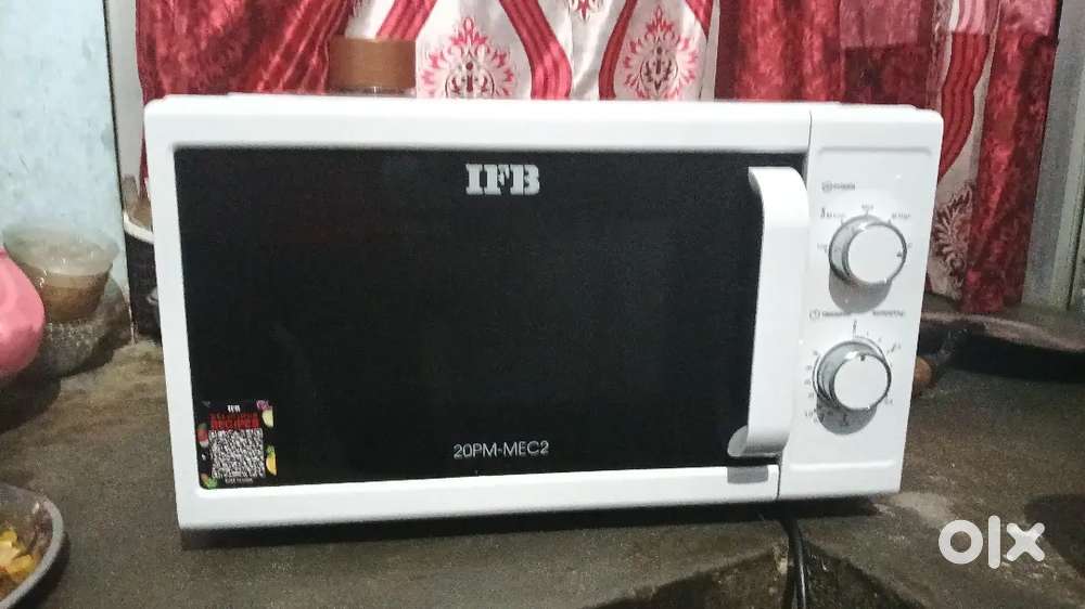 Oven brand new( new price 5900)
