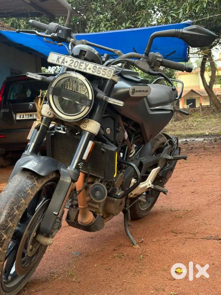 Husqvarna (KTM) Svartpilen 250