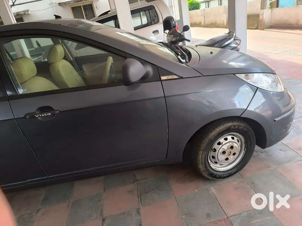 Tata Indica Vista 2011 Diesel 200000 Km Driven