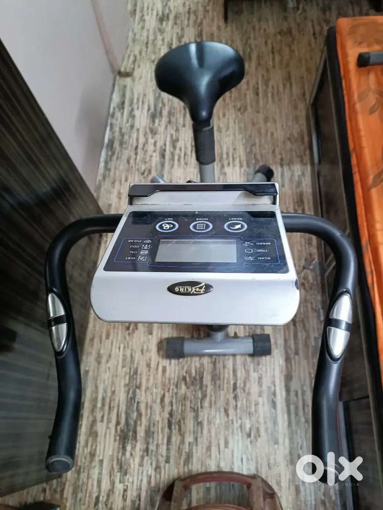 Gym cycle with bench