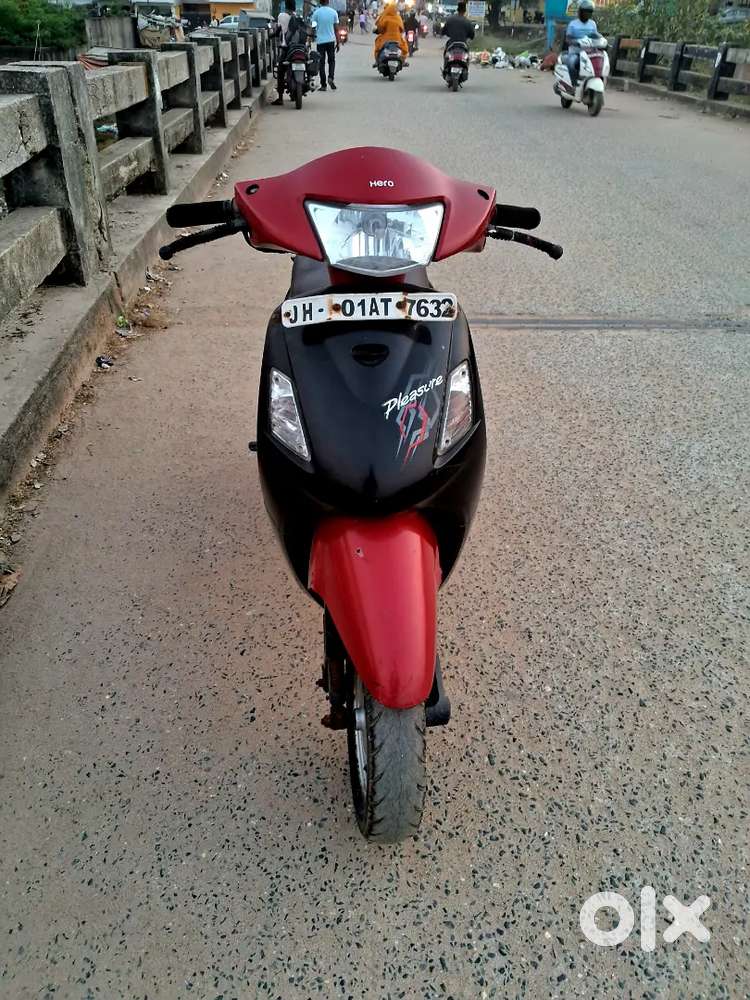 Hero Honda Pleasure in mint condition is for sell