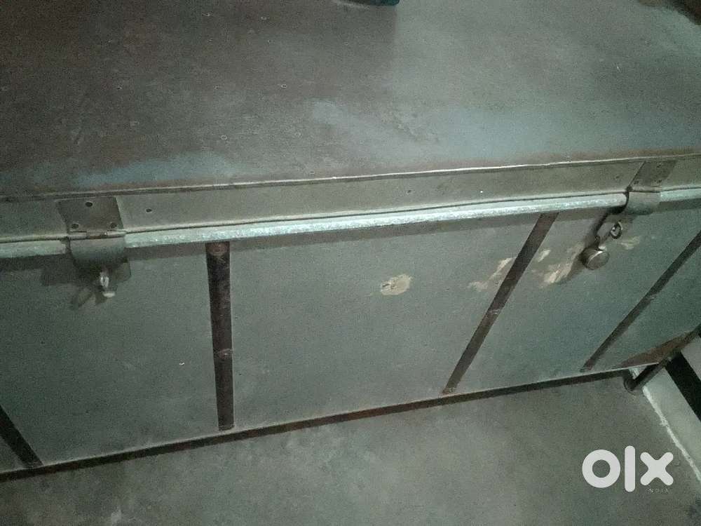 फर्नीचर –बक्शा