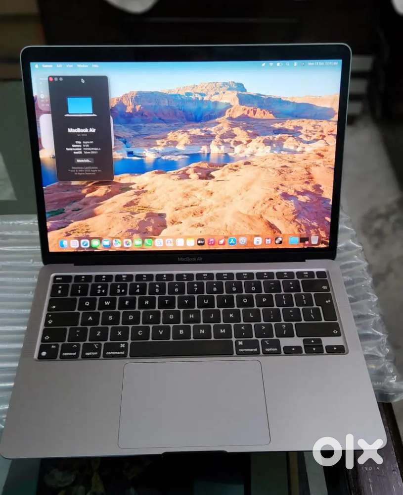 MacBook Air M1 8/256 88% Battery Health with Original Charger