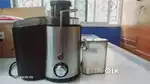 Prestige 500W juicer black and silver