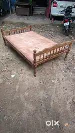 Wooden bed cot