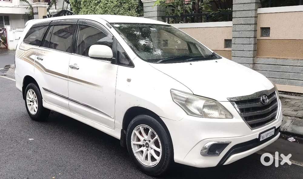 Toyota Innova 2017 Diesel GE 7Str 156000 Km Driven