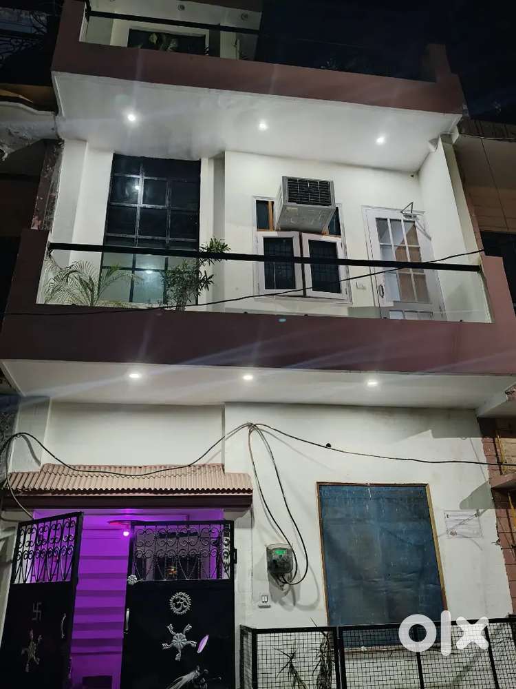 60 mtr House for sale 2 Manjil
