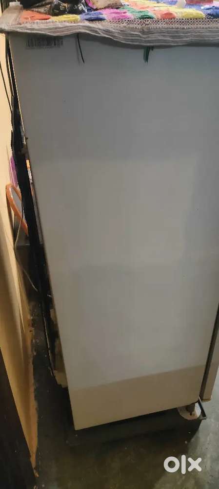 Lg fridge and good condition 210 liter and