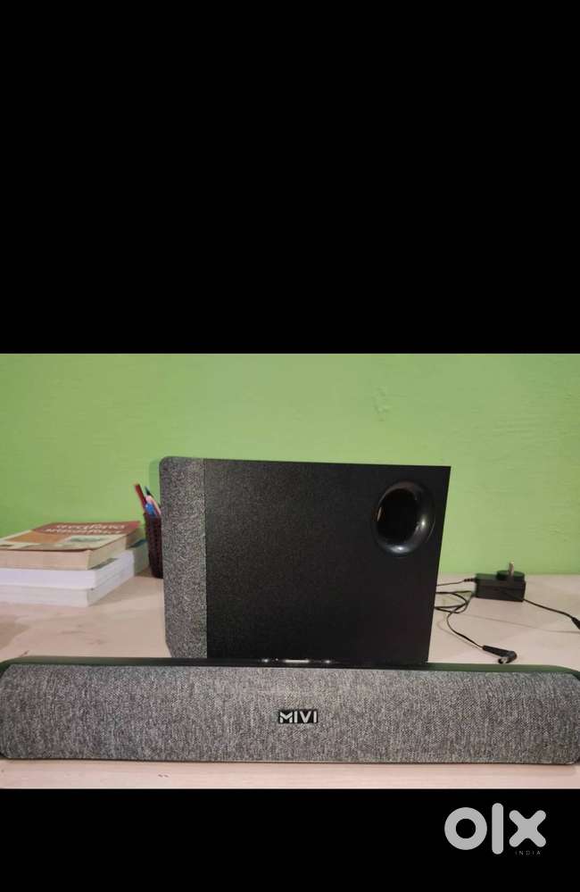 Mivi Q48 sound bar with woofer