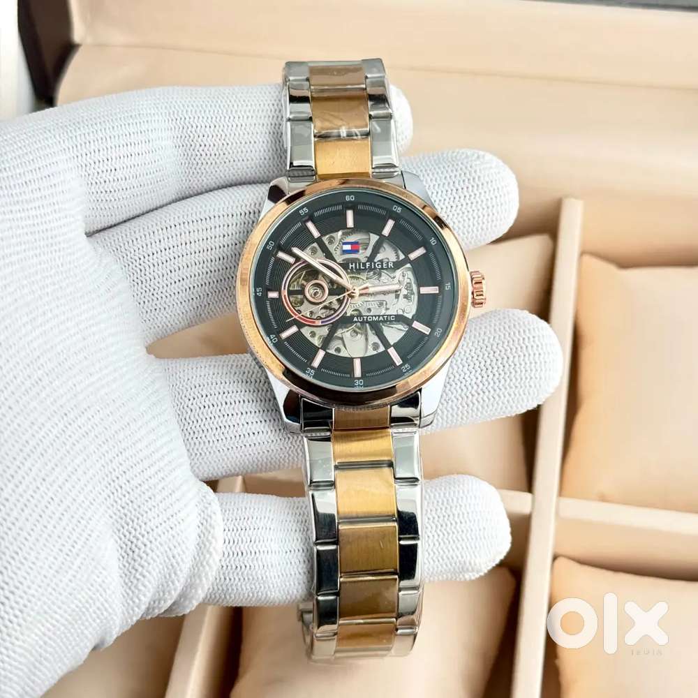 Premium quality watch for men available