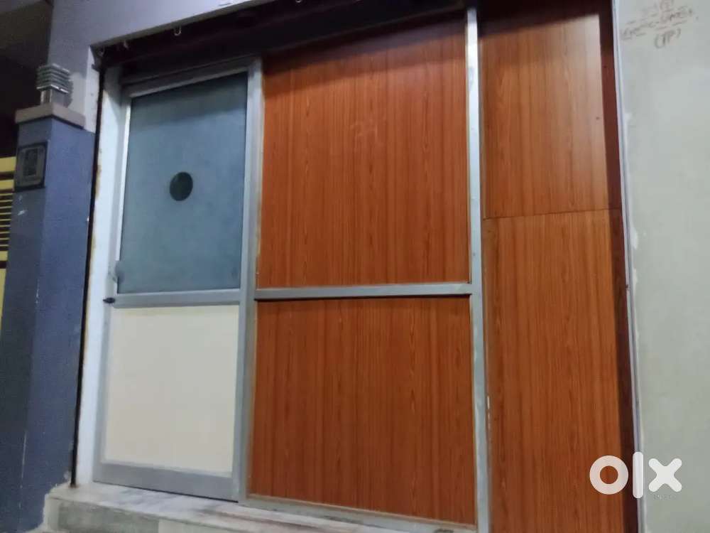 Shop for rent