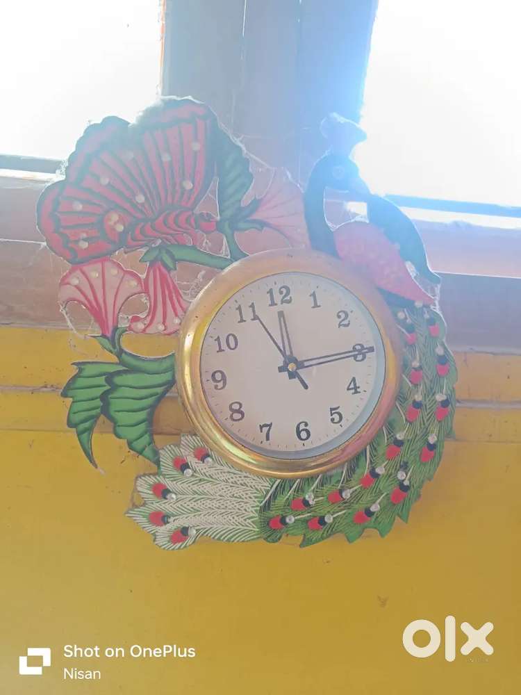 400rs wall clock
