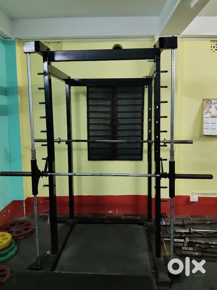 Smith machine ( urgent sell required)