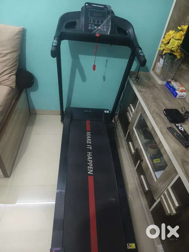Treadmill maxpro only 7 months old