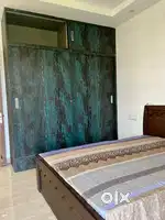 Sec 74 3bhk me room h For girl 13k Owner free. Brokerage apply