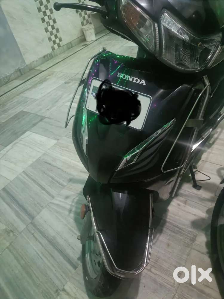Honda activa 6g single hand driven