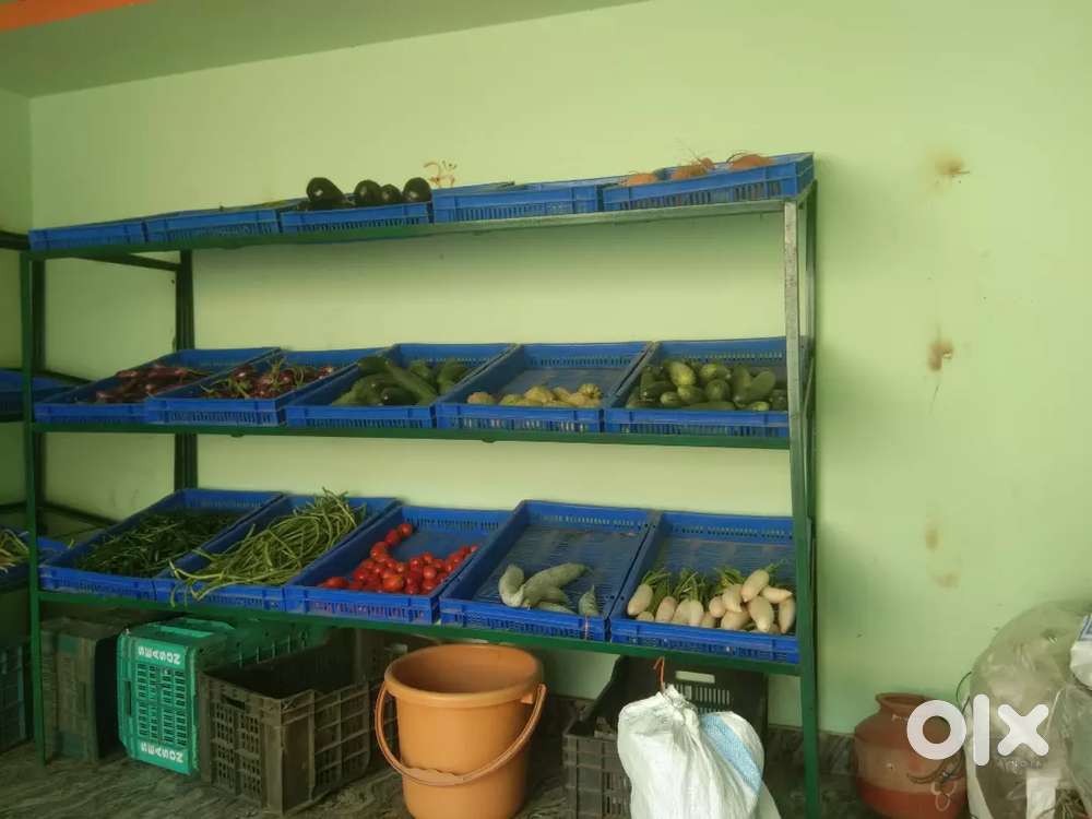 Vegetable Racks and crates