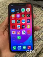 Apple iphone 11 (64gb) in top notch condition