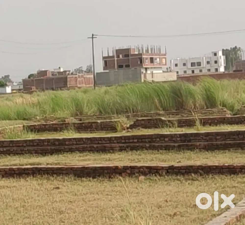 1700 sqft Corner plot wide 20 feet Road Rate 1700 Per Sqft