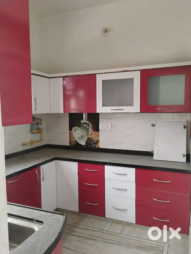 House' available for rent