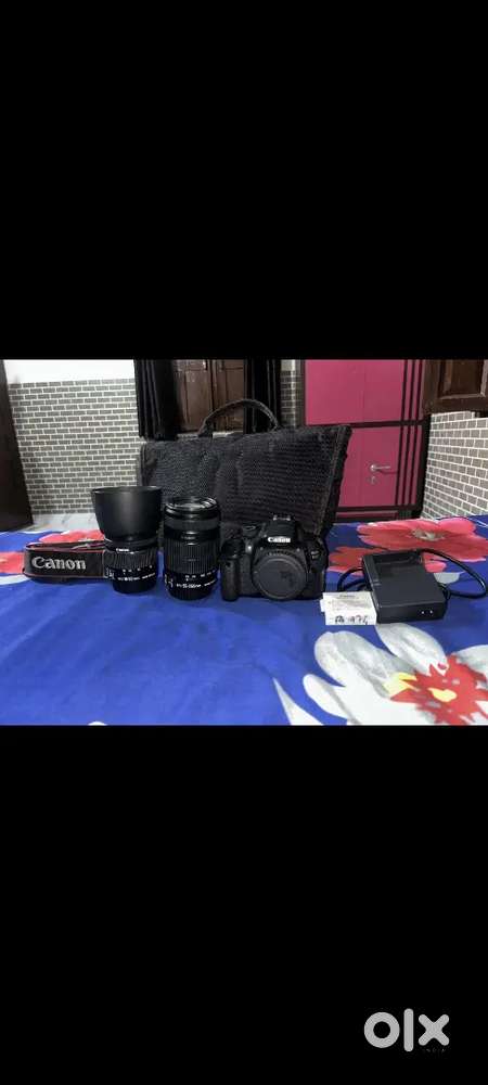 Cannon 700D