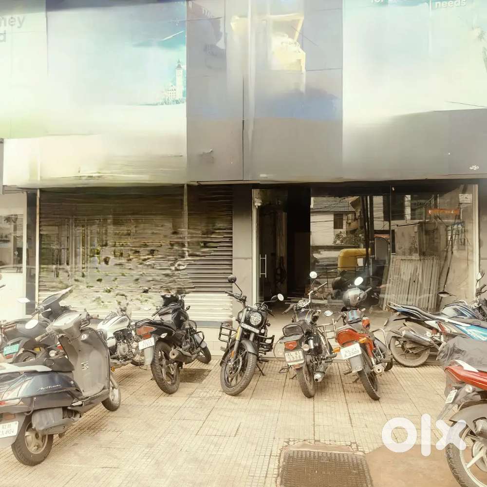 pattom main road frontage Shop