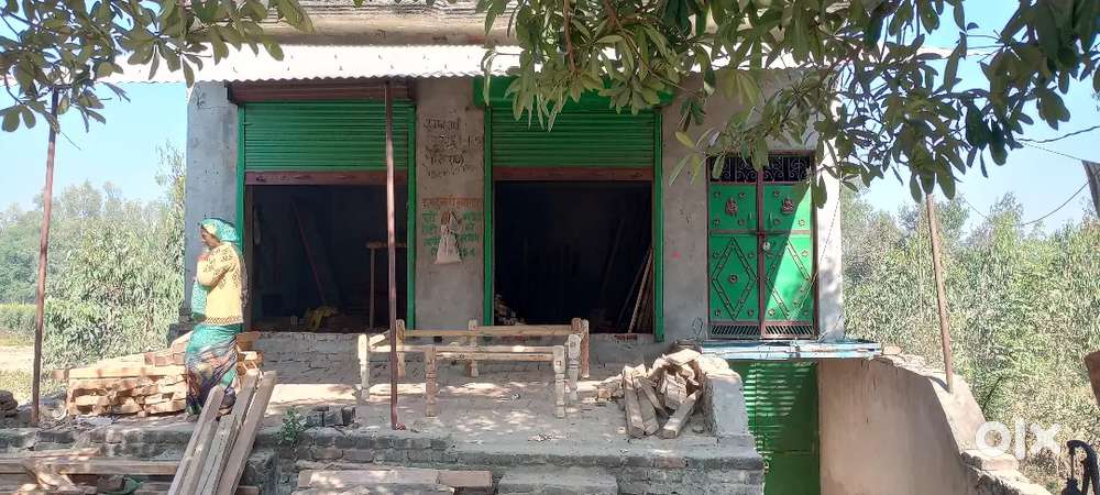 Shop for rent on highway near Sandi Tiraha