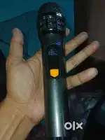 Music sticker singing