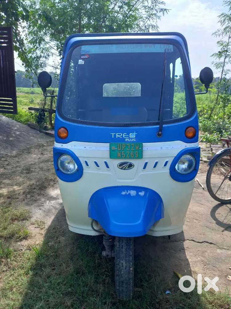 Mahindra treo (Metal body). 150 km average.