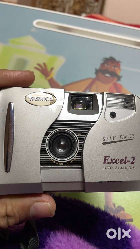 Yashica Camera is a excellent condition made in japan