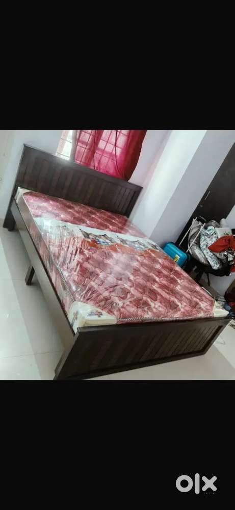Band new luxury bed With storage cot wholesale price