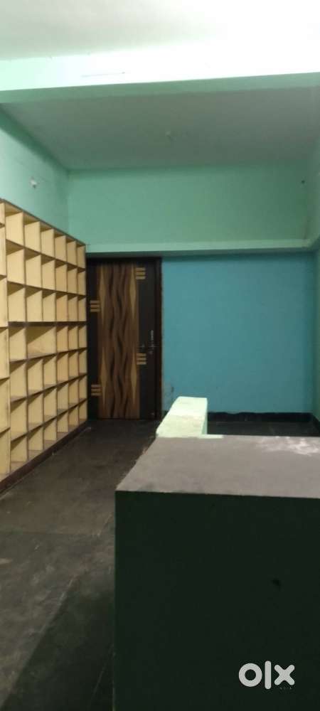 घर में काम करने के लिए महिला की आवश्यकता है