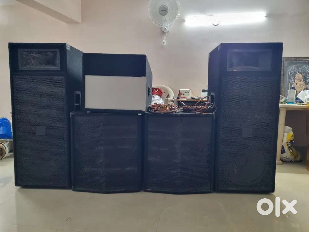 2 Bass 2 Dual top full Dj setup
