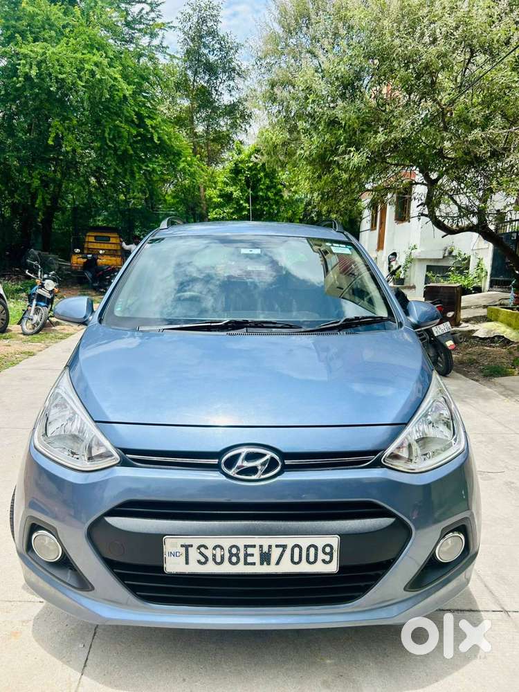 Hyundai Grand i10 megna 2016 urgent sale