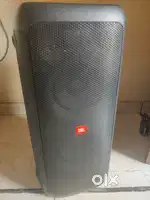 JBL 300 Party Box